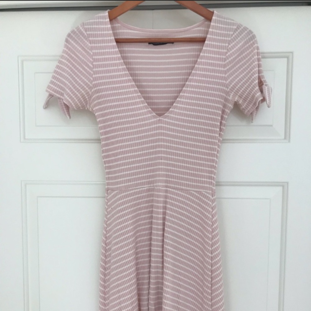 Abercrombie Pink & White Dress
